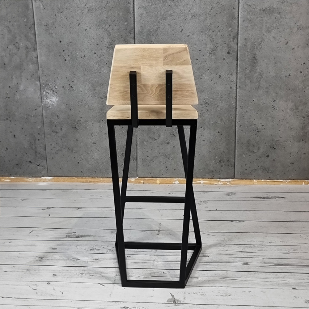Industrialny metalowy hoker z oparciem ORISTANO